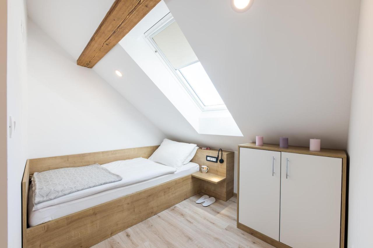 Apartment Repinc
