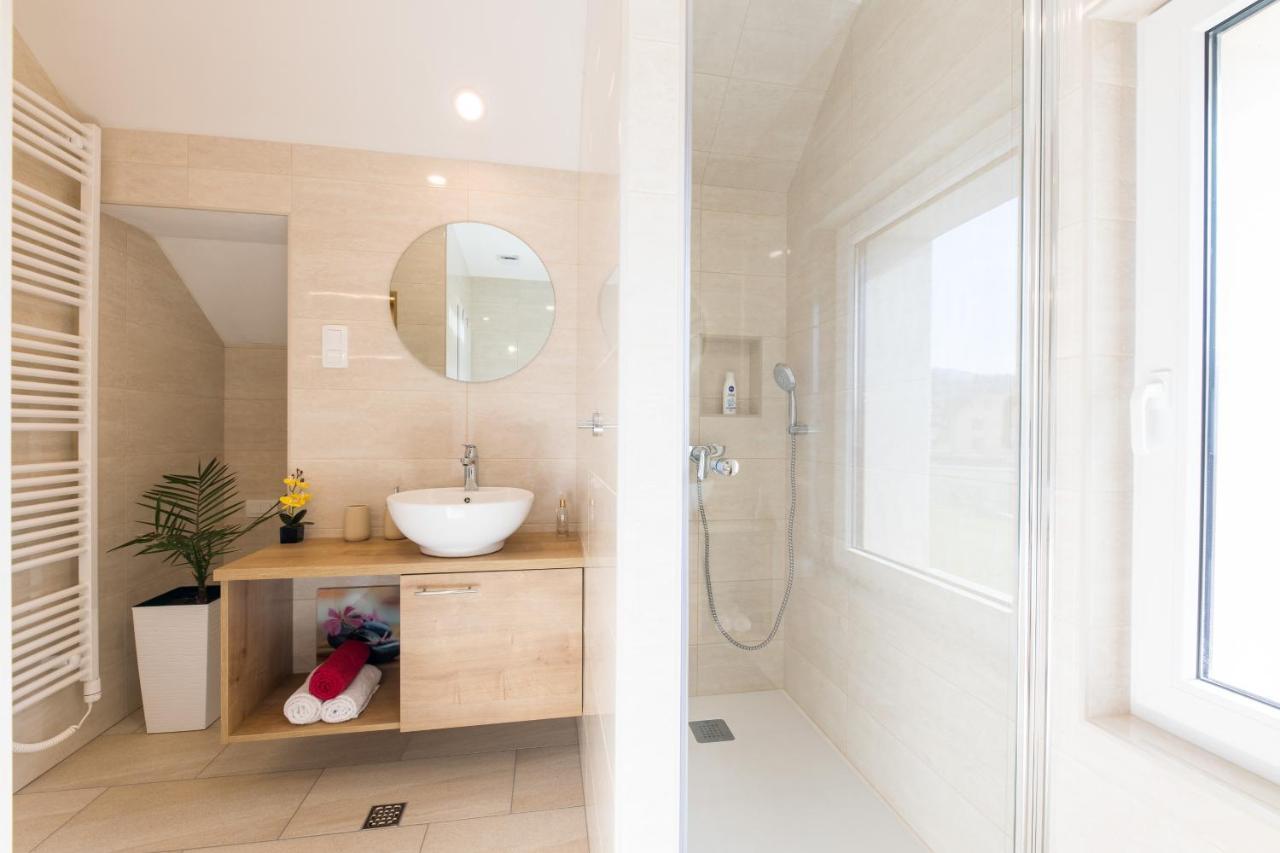 Repinc Apartment