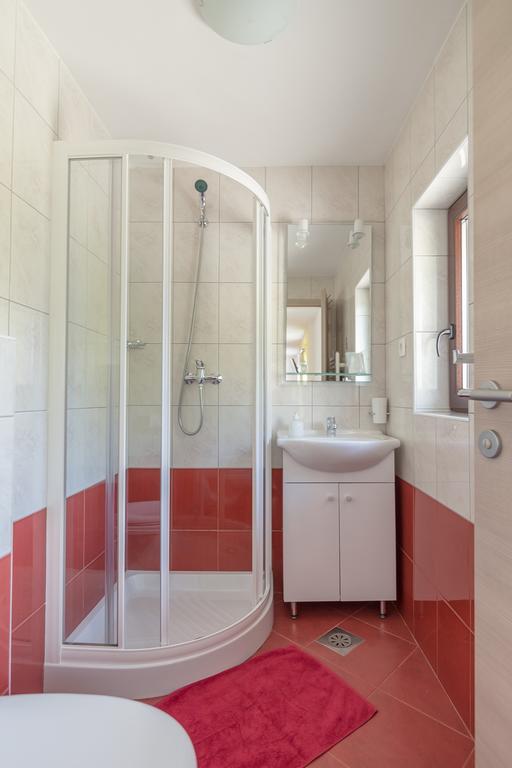 Apartment Repinc